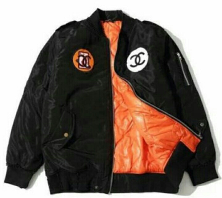 シャネル 三代目ＪＳＢ　荒木さやか GD BIGBANG ビッグバン 着用モデル　 シャネル　 MA-1 CHANEL シャネル パロディ Ｌ2-B 