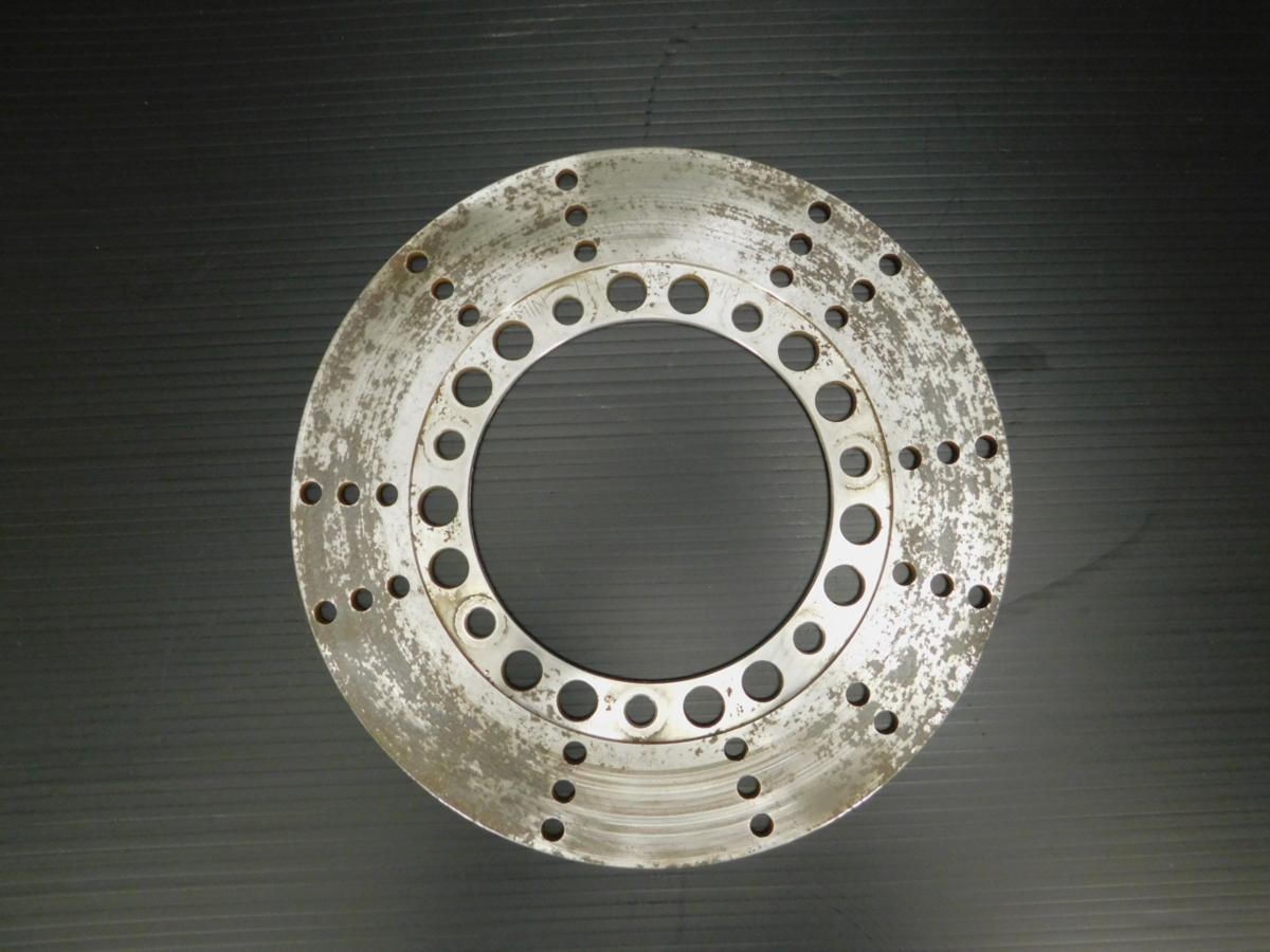 カラーフロントブレーキキャリパー。 | 車体およびブレーキシステム