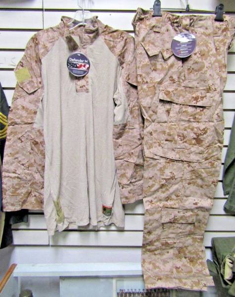 USMC FROG 米軍実物 M マーパット デザート MARPAT コンバットパンツ 