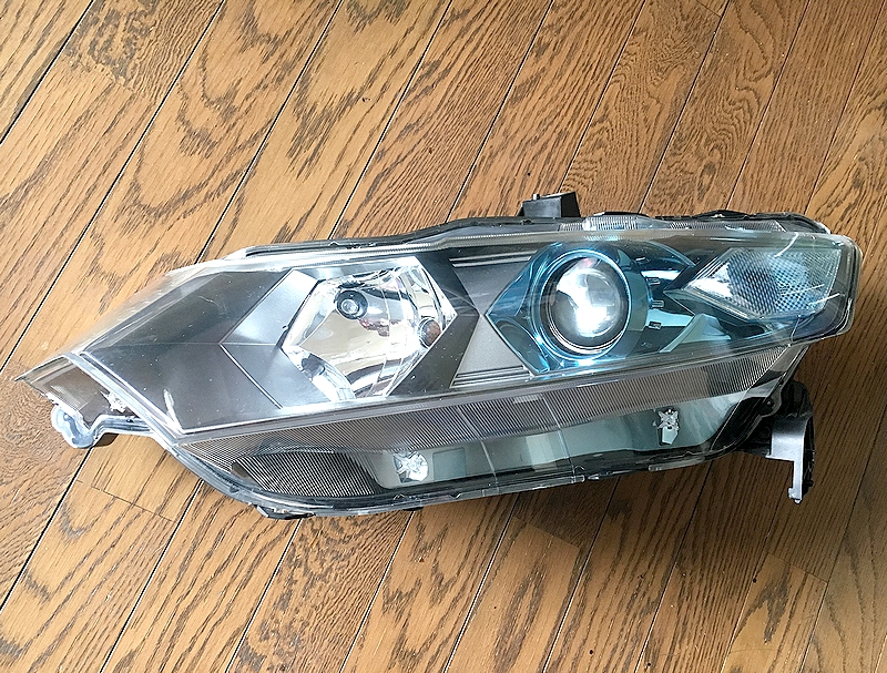ホンダ　ZE2　インサイト　左右ヘッドライトHID美品 インサイト ZE2 HID 前期 ヘッドライト KOITO ホンダ 純正 左ヘッド