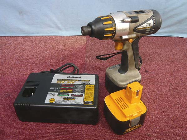 【中古】ナショナル　12V充電マルチインパクトドライバー　EZ6507　x268