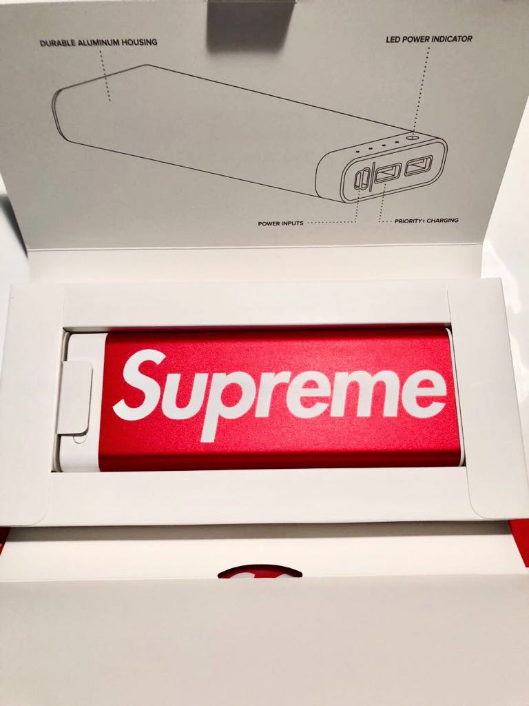 Yahoo!オークション 2017aw Supreme モバイルバッテリー Mophie Encore