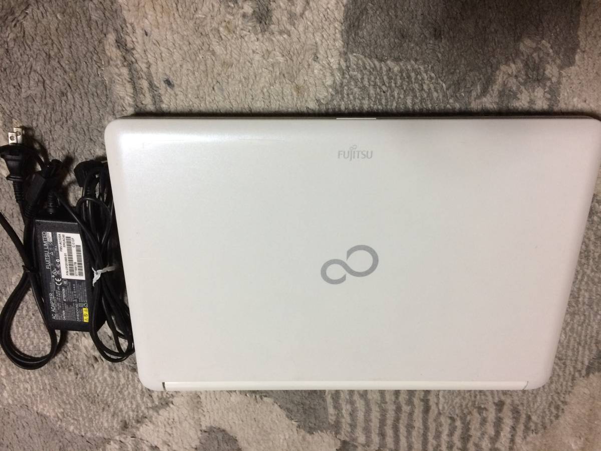 富士通 LIFEBOOK AH42/Cホワイト 15.6インチ P6200(2.13GHz) HDD無し メモリ2GB BIOS可 ジャンク