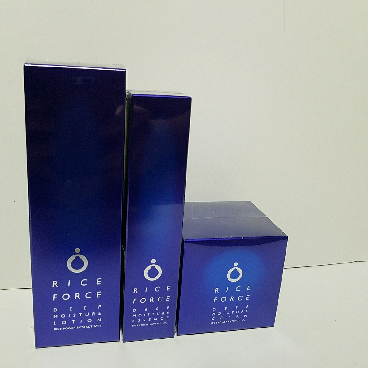 ライスフォース　ディープモイスチュアローション&エッセンス&クリーム　基礎セット　5000円引き