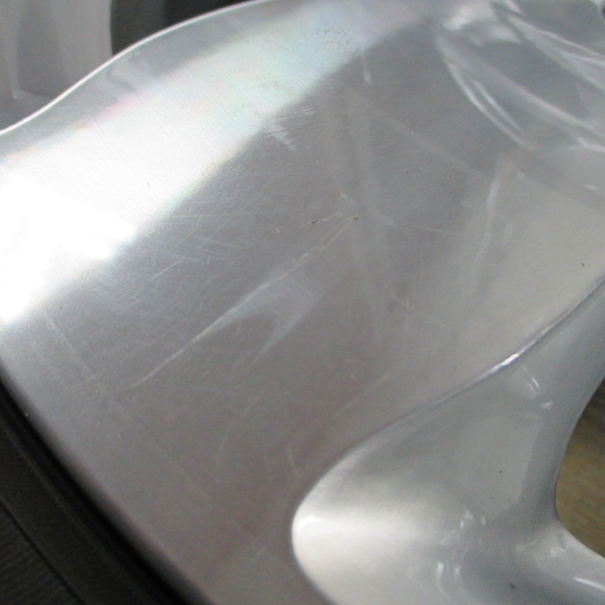 送料安 W211 S211 等 メルセデスベンツEクラス純正超バリ山スタッドレス4本 225/55R16 5穴PCD112 +42 90%山 DUNLOP 新潟発