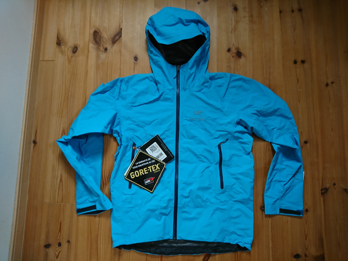 【新品未使用】サンウエストタグ！ARC'TERYX アークテリクス Beta SL Mサイズ 格安売り切り！