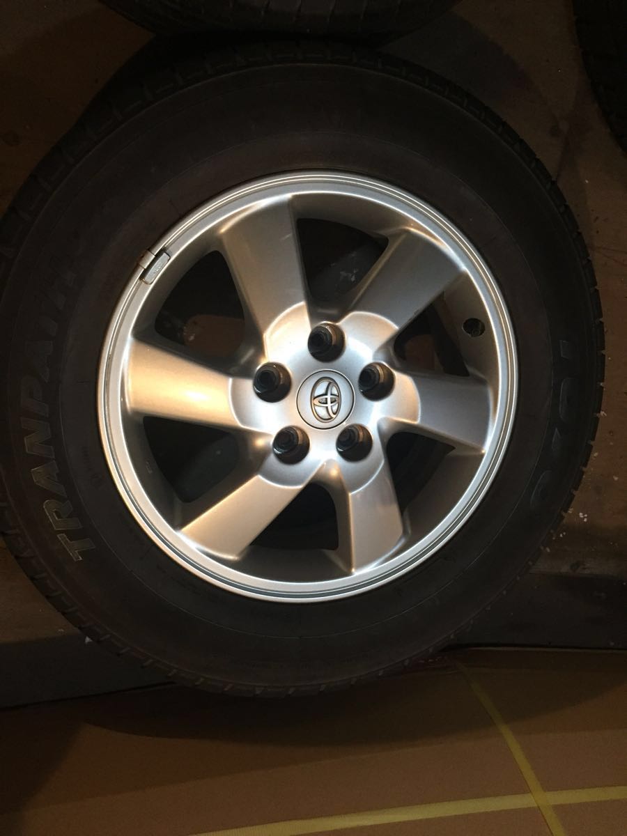 トヨタ 215 65 R16 トヨタ ラッシュ 純正アルミホイール4本付き夏タイヤセット 純正16インチアルミホイール 215&frasl;65R16 夏タイヤ付き４本SET