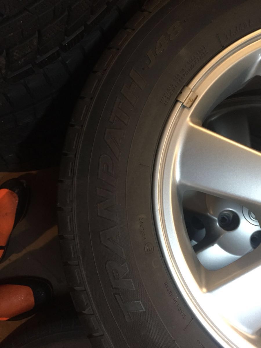 トヨタ 215 65 R16 トヨタ ラッシュ 純正アルミホイール4本付き夏タイヤセット 純正16インチアルミホイール 215&frasl;65R16 夏タイヤ付き４本SET