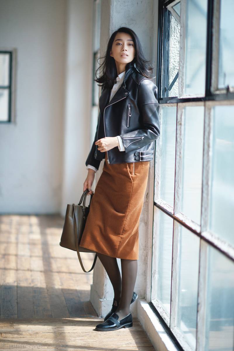 美品激安 雑誌掲載 16aw ドゥロワー Drawer コードュロイスカート 38