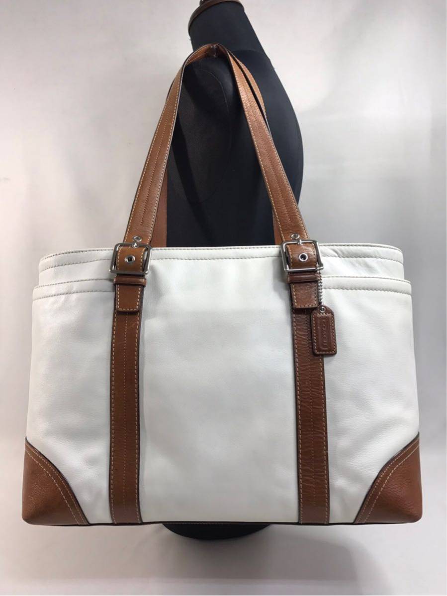 コーチ ５ 本革トートバック 良品 持ち手にて肩掛け可能 持ち手の長さ調整可能 サイズ横４１ 縦２９ マチ１６ ブリーフケース 書類かばん 売買されたオークション情報 Yahooの商品情報をアーカイブ公開 オークファン Aucfan Com