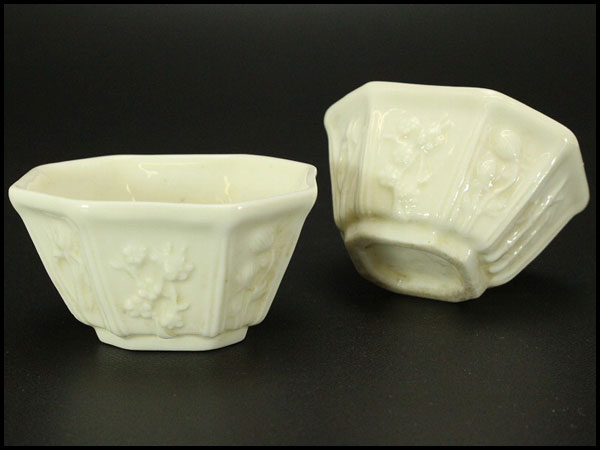中国美術 白磁 刻 花紋 碗 一対(A281) 銀閣】中国美術徳化窯白磁花紋八方碗一対旧家蔵出(SN285) 【公式通販】