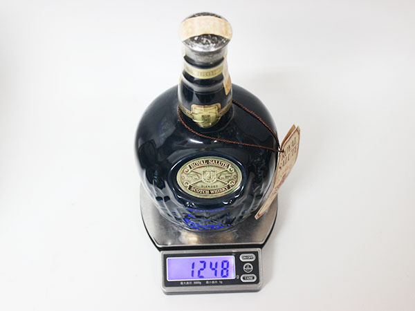 21年 ロイヤルサルート シーバスリーガル スコッチ 青 ロイヤル 700ml