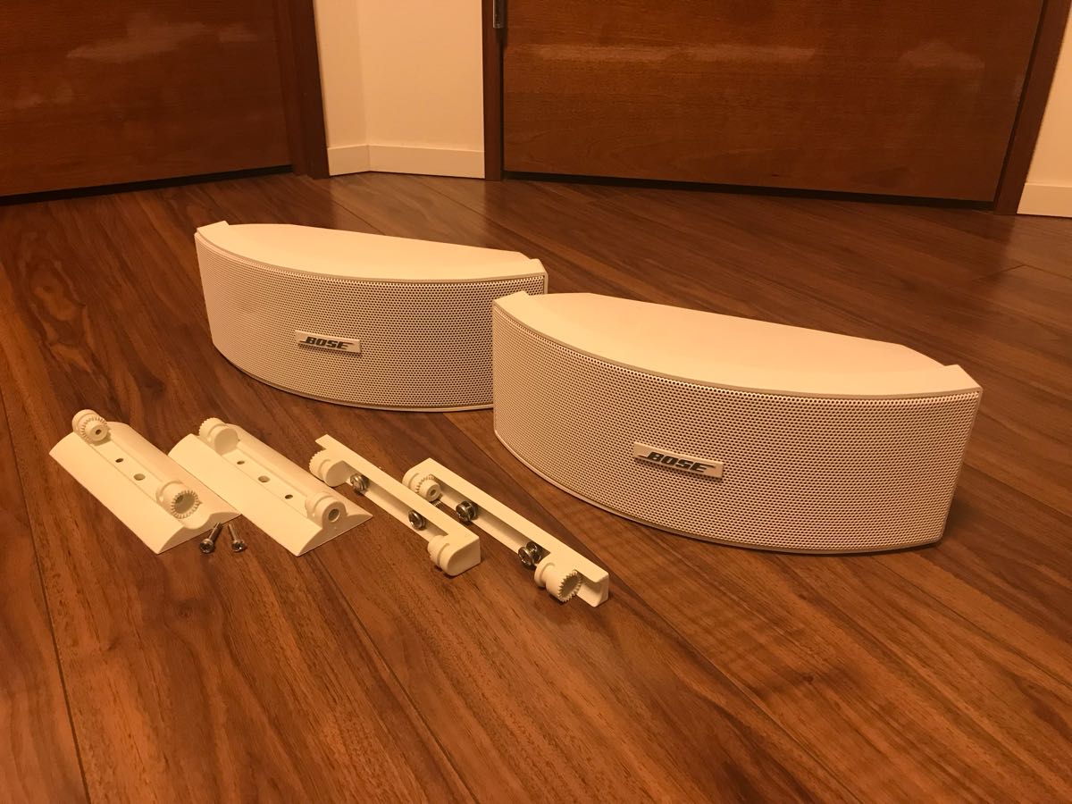 BOSE 151 スピーカー ホワイト リビング使用のみ ポーズ se speaker system(スピーカー本体)｜売買されたオークション情報、yahooの商品情報をアーカイブ公開 - オークファン BOSE