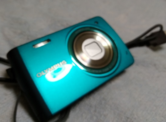 OLYMPUS デジタルカメラ STYLUS VH-410 1600万画素