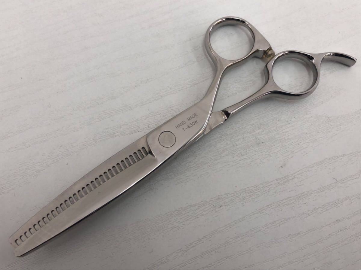 メーカー不明 HAND MADE T-630W 梳き鋏 ハサミ 30目 シザー R002