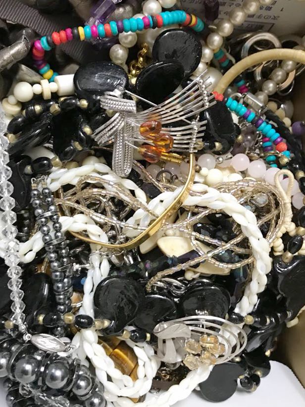 アクセサリー ネックレス 大量 まとめて 約2.5kg 公式通販