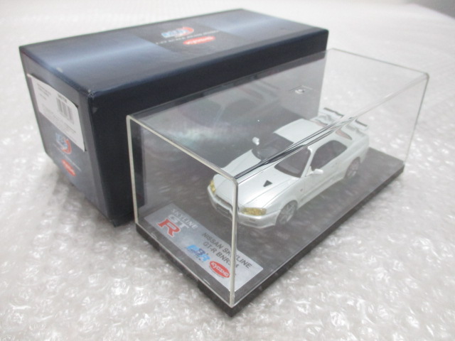 豊富な，本物保証 BBR/京商 1/43 ニッサン スカイライン GT-R V-SPEC II BNR34(BBR)｜売買されたオークション情報、yahooの商品情報をアーカイブ公開 - オークファン BBR