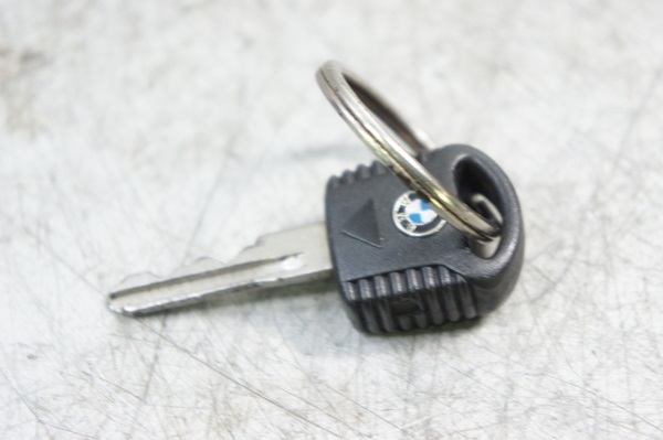 Yahoo!オークション - キー 「純正キーセット」(BMW用)(イグニッション