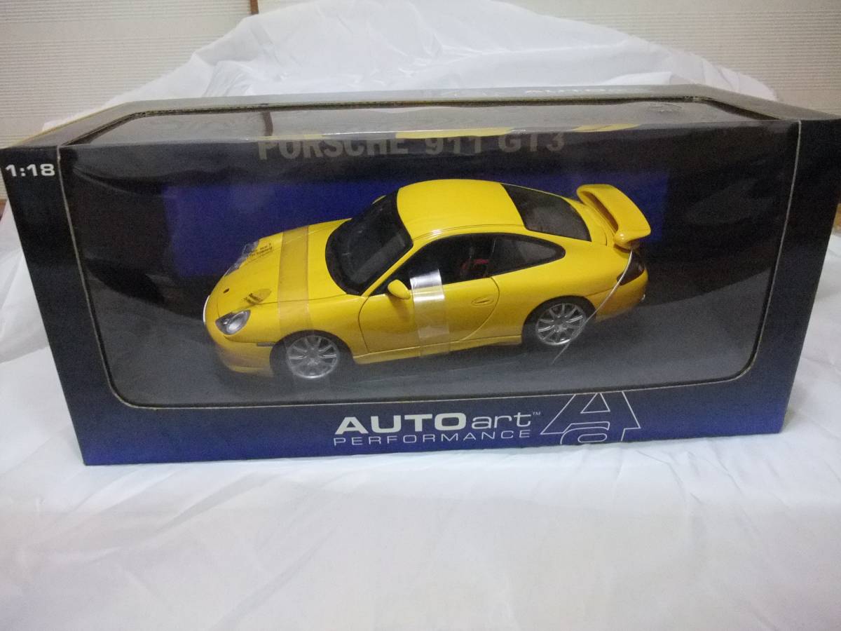 美品 AUTOart オートアート 1/18 ポルシェ 911 996 GT3 クラブスポーツ 前期 黄色 イエロー