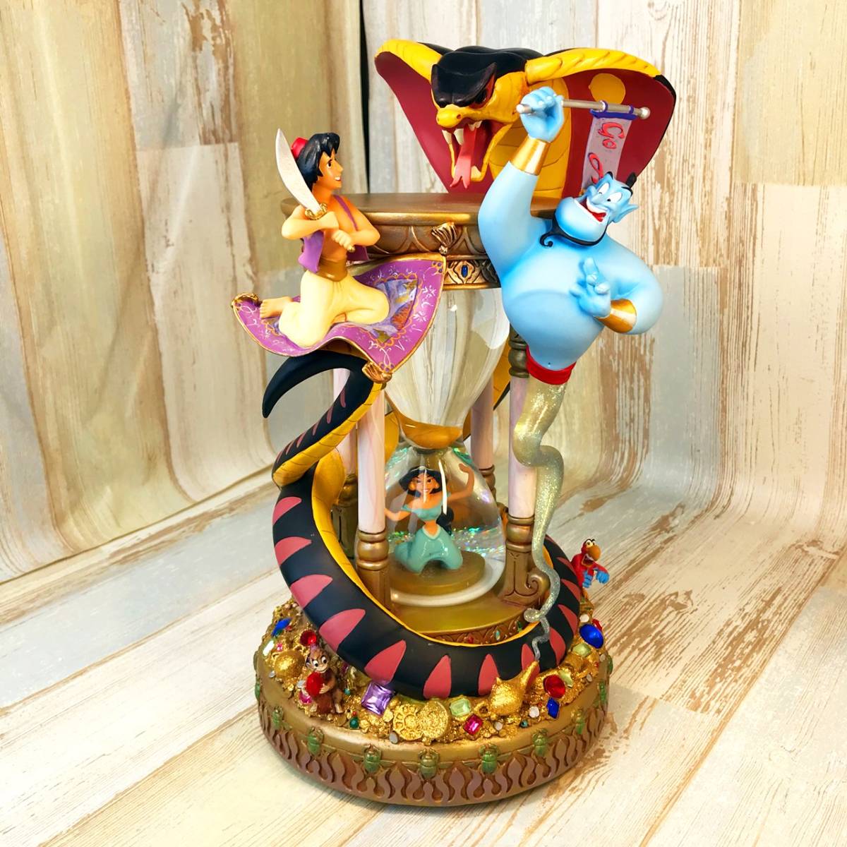 激レア！DISNEY アラジン スノードーム スノーグローブ オルゴール