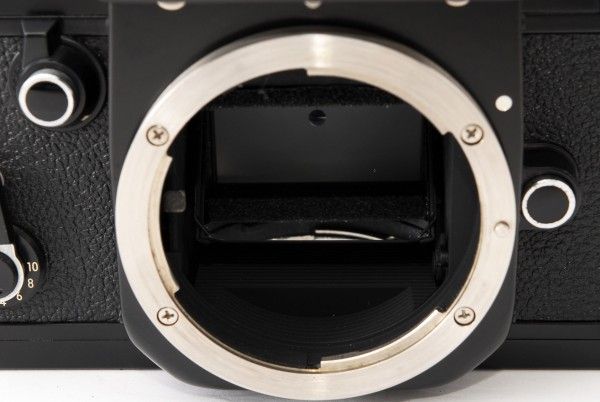美品 ニコン Nikon F2 フォトミック フィルムカメラ ボディ DP-1