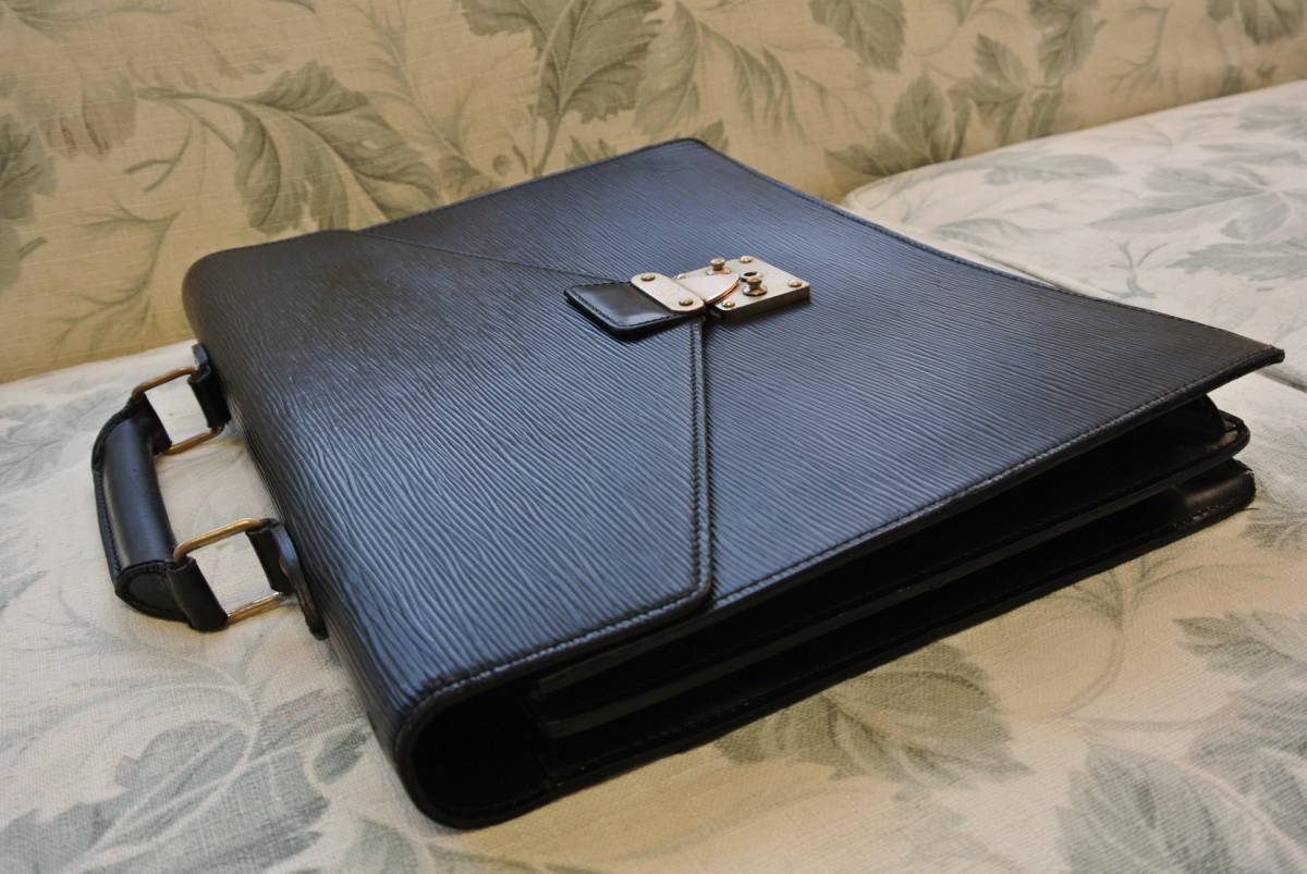 ☆良品☆鑑定済☆LOUIS VUITTON エピ コンセイエ 書類かばん☆ 【公式 
