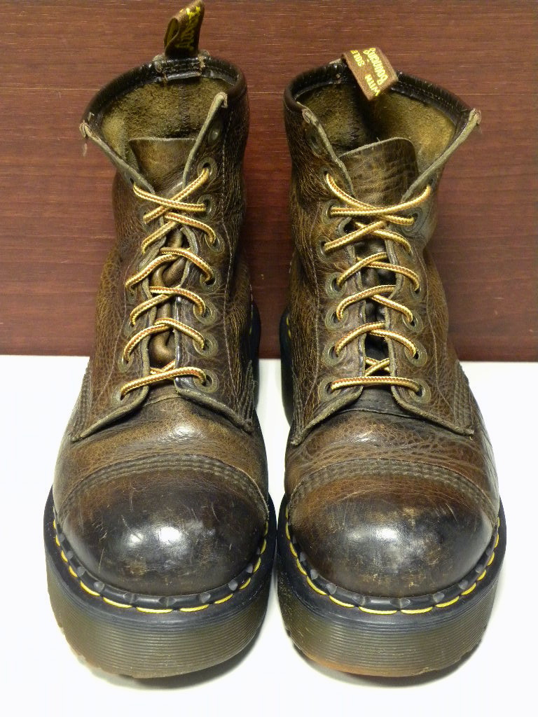 英国製 ドクターマーチン DR.MARTENS クレイジーボム 8ホール ブーツ