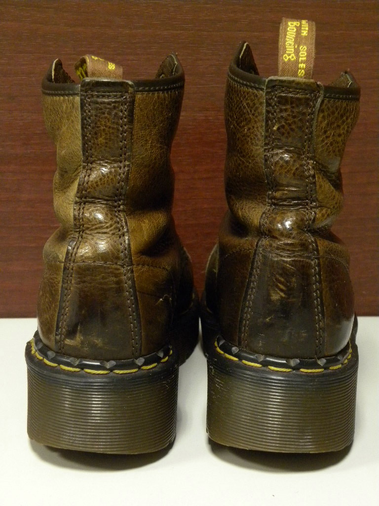 英国製 ドクターマーチン DR.MARTENS クレイジーボム 8ホール ブーツ