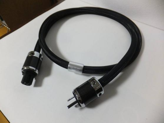 パワーアンプに！☆美品☆フルテック FURUTECH Alpha PS-950-18 電源