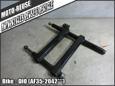 □【DIO ディオ AF35】社外エンジンハンガー ロング ZX□R19048 中古
