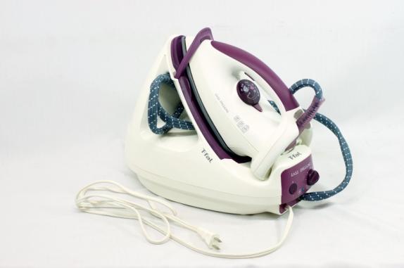 k558◇TFAL《ティファール EASY PRESSING GV5240》