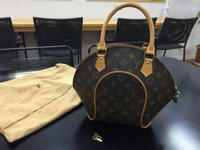 LOUIS VUITTON ルイヴィトン モノグラム エリプスPM M51127 ハンドバッグ ほぼ未使用 美品　（G778)