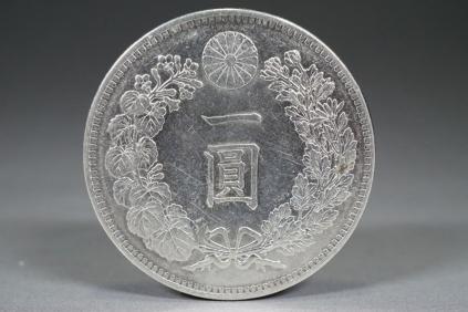 へ216☆美品！古銭 新1円銀貨 明治28年 竜1円銀貨 小型 明治二十八年 一圓 一円