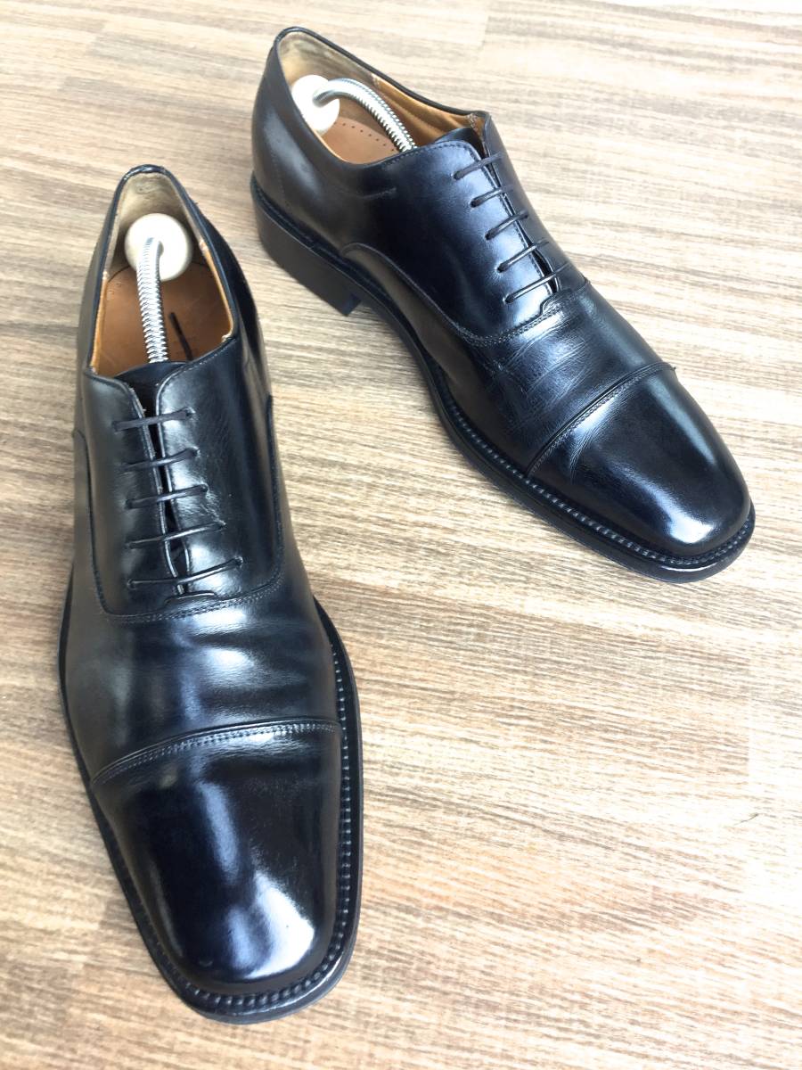  激安 高級 サルヴァトーレ フェラガモ Salvatore Ferragamo ストレートチップ 9 1/2D 黒 ブラック(27.0cm)｜売買されたオークション情報、yahooの商品情報をアーカイブ公開 - オークファン 27.0cm