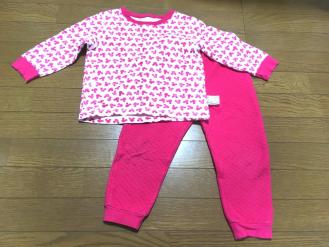 ユニクロ Uniqlo パジャマ 寝間着 ディズニー Disney ミニーマウス ミッキーマウス ピンク 厚手 中綿 100cm 女の子 女の子用 売買されたオークション情報 Yahooの商品情報をアーカイブ公開 オークファン Aucfan Com