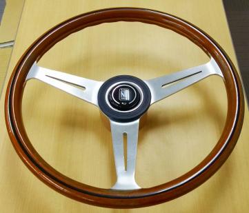 ナルディ ウッド ステアリング ハンドル クラシック 36cm NARDI