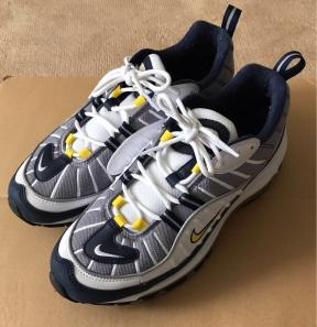 air max 98 fearless 90s