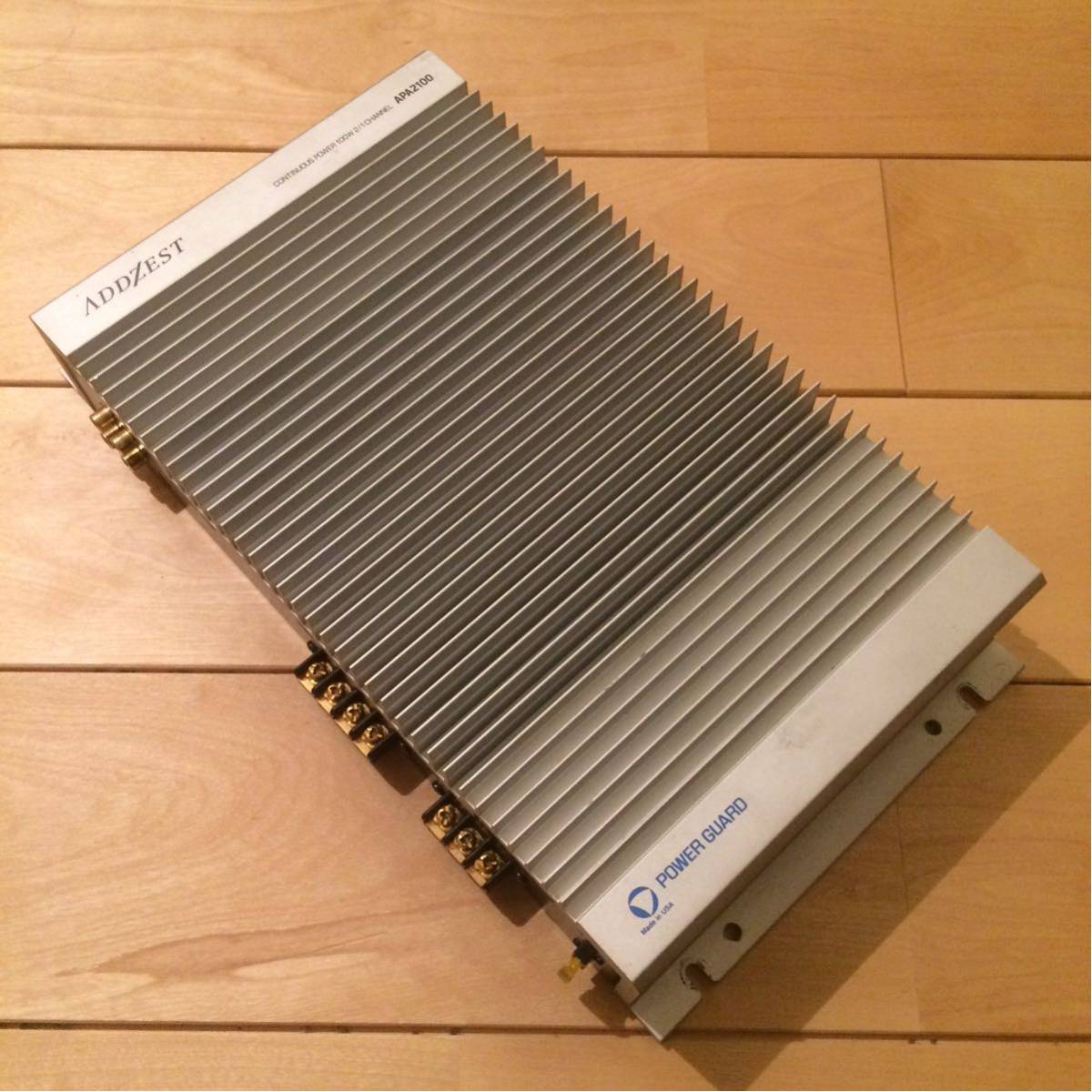 アゼスト APA2100 動作品 100W×2 ch 名機 ADDZEST アンプ カー