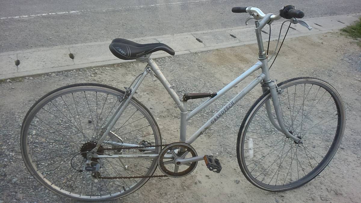 ブリヂストン グランテック700C 折り畳み自転車 カスタムベース(26