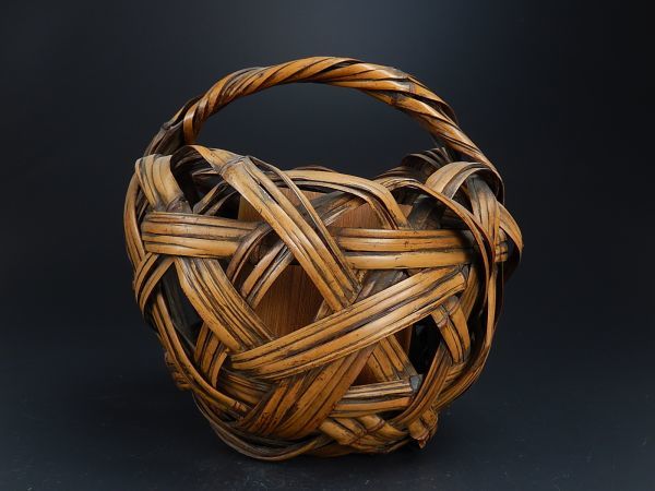 安い，高品質 古美術 竹籠花入 細密細工 時代物 初だし品(木工、竹工芸)｜売買されたオークション情報、yahooの商品情報をアーカイブ公開 - オークファン 木工、竹工芸