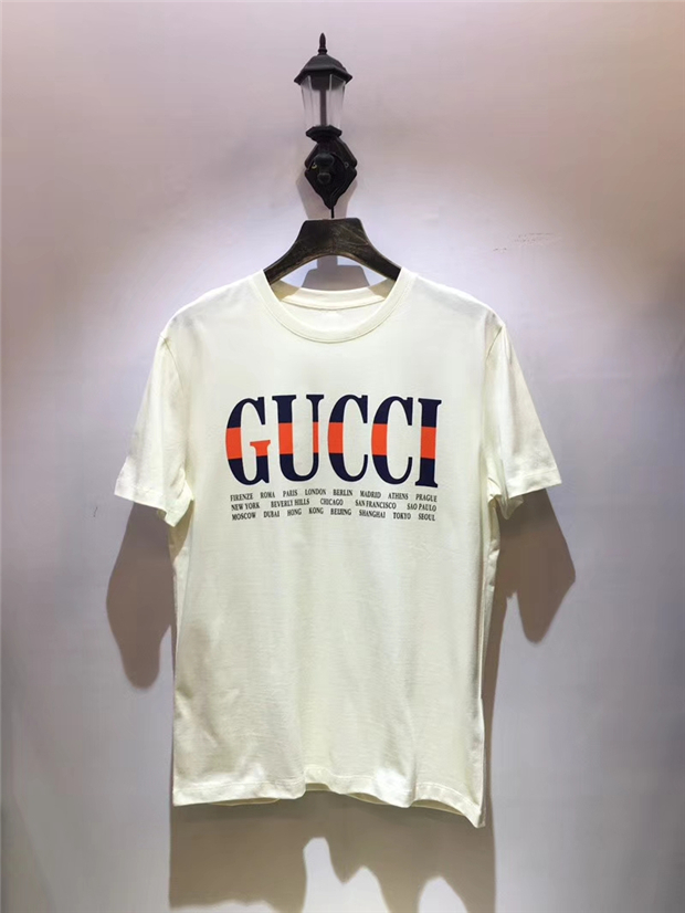 グッチ ティーシャツ GUCCI グッチ グッチ ロゴ 半袖Tシャツ サイズM