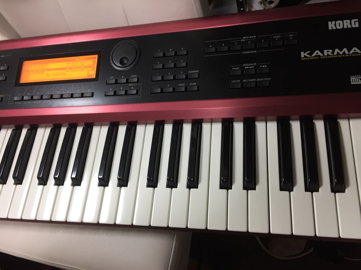 KORG KARMA MUSIC WORKSTATION シンセサイザー 【公式通販】