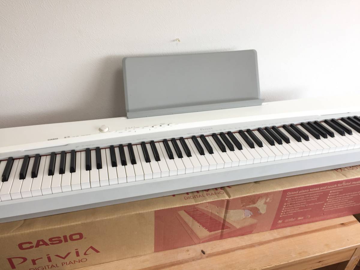 CASIO Privia PX-135WE 電子ピアノ 鍵盤美品 カシオ プリヴィア