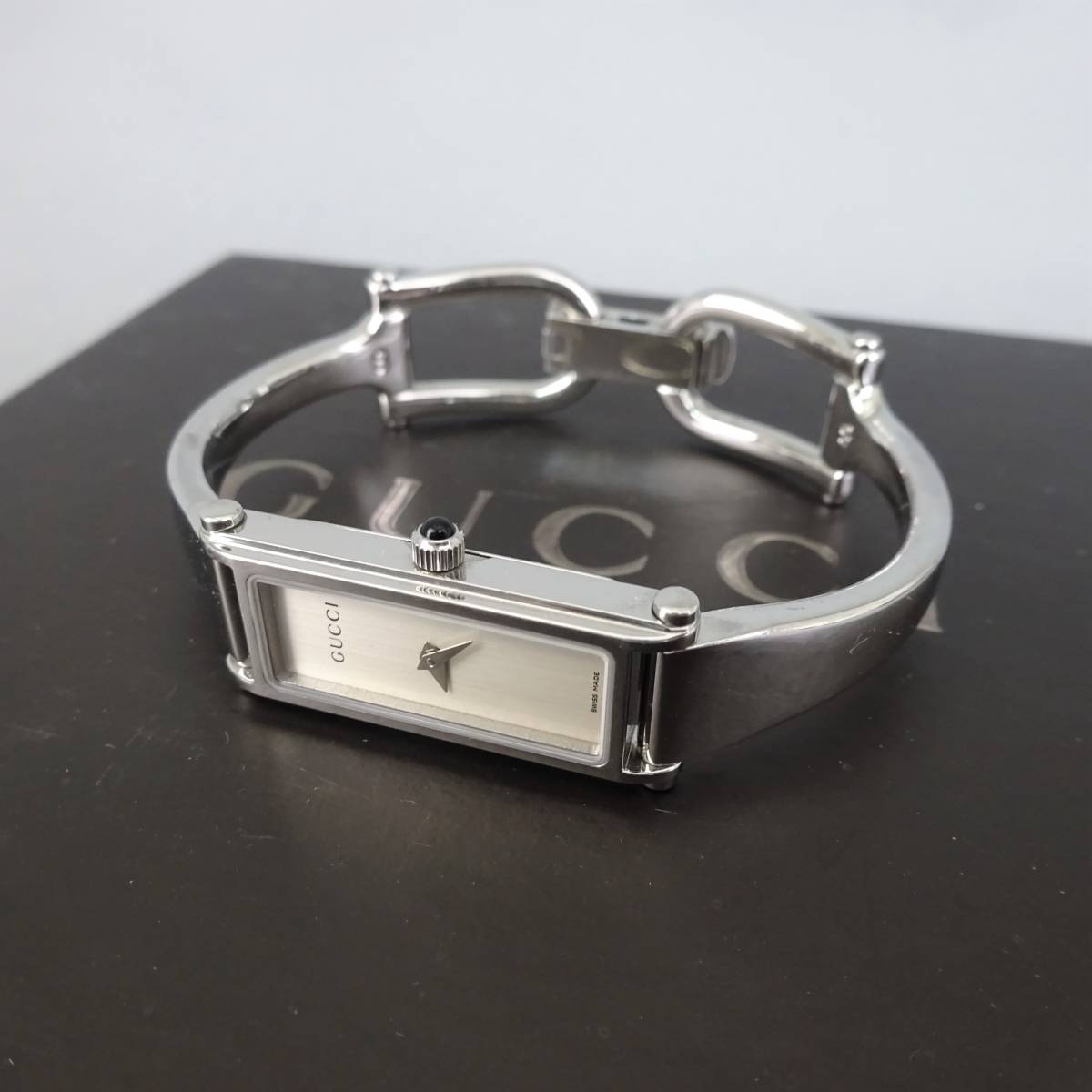 10280948 本物□グッチ□腕時計□1500L/シルバーケース/シルバーバンド