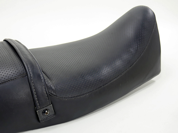 Yahoo!オークション srx600 -「srx600 \u003e \u003c13 (シート)の落札相場・落札価格 SRX600 3SX 張り替え済み純正シート！E6YA　付属