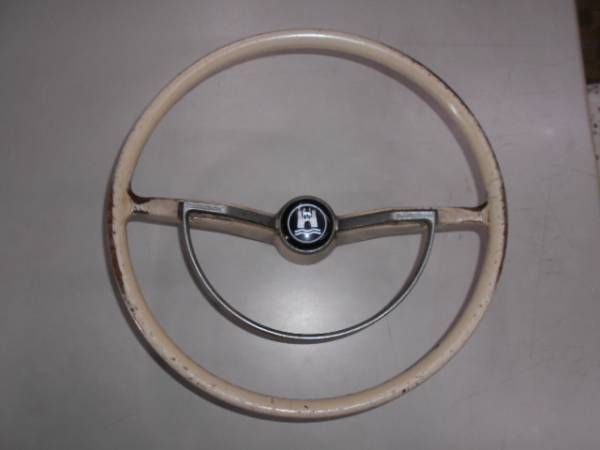 中古品 VW ワーゲンビートル空冷6ボルト時代の純正ステアリング