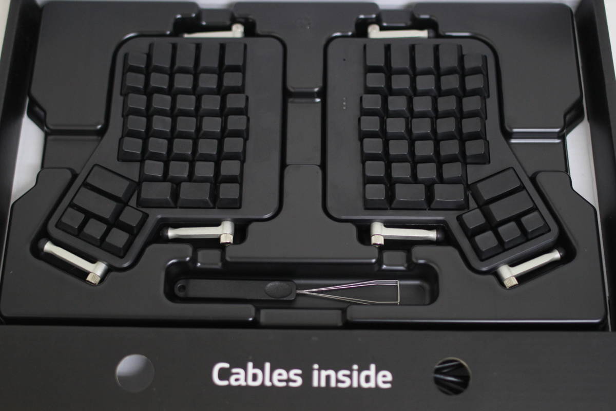 EZ Ergodox (左右分離型メカニカルキーボード) を買った《開封～感想 