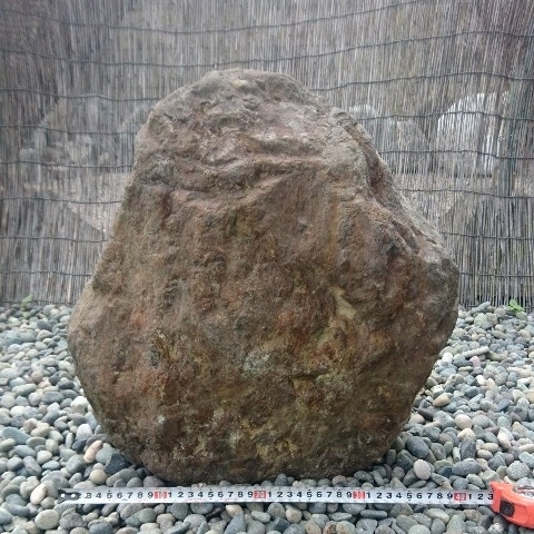 北海道産赤石133キロ 庭石鑑賞石石盆石水石灯籠庭坪庭盆栽