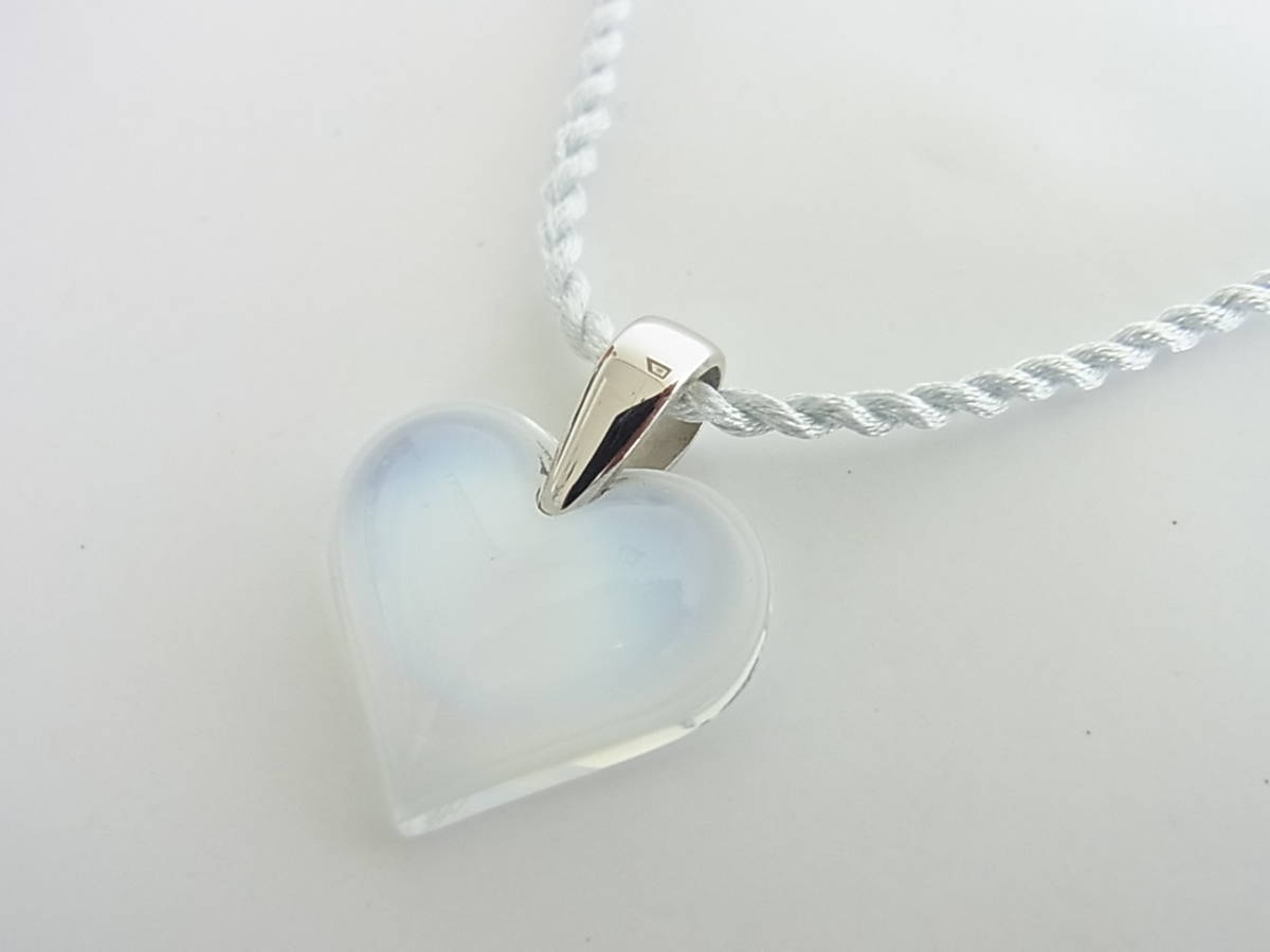 新品同様 ラリック LALIQUE クリスタル ネックレス ペンダント 