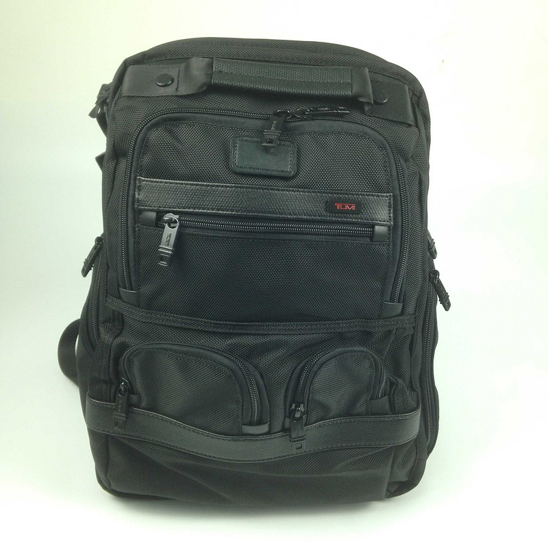 TUMI　トゥミ　シンプル　リュックサック　メンズ　大容量　ブラック　